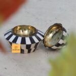 Leelawati Arts : Black And White Color Chess Design Jewelry Box