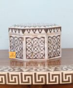 HOME DECOR MOHTER OF PEARL BOX - Image 4