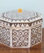 HOME DECOR MOHTER OF PEARL BOX - Image 5