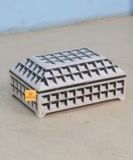 Leelawati Arts : Bone Inlay Black And White Box - Image 2
